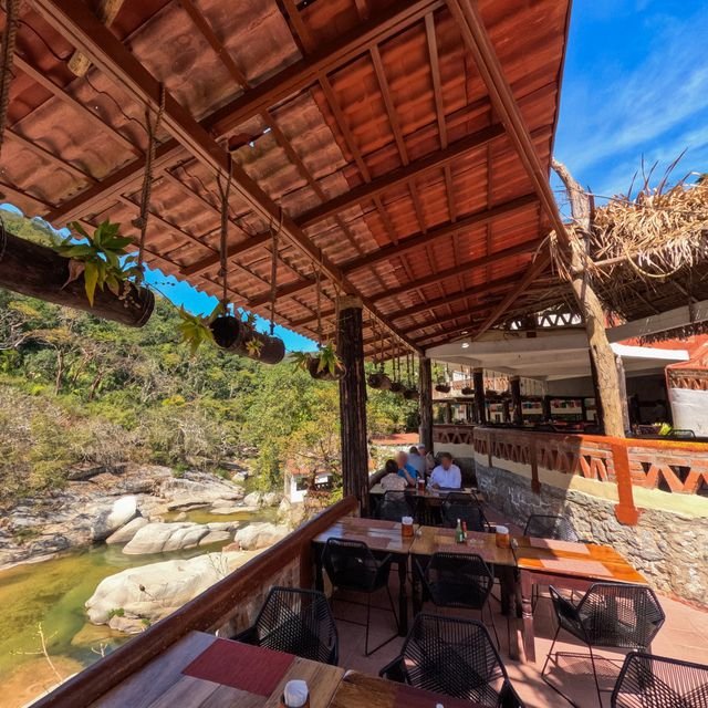 Chico's Paradise restaurant beside waterfalls and the Horcones River