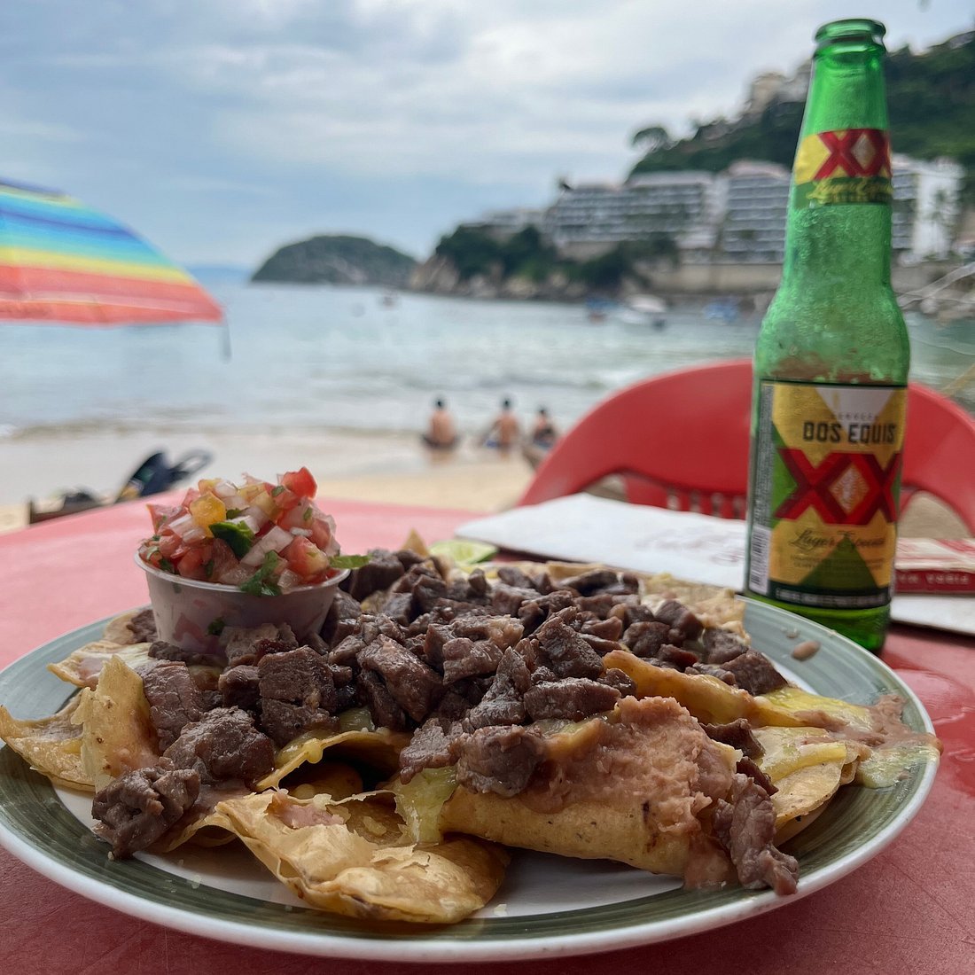 Seafood and beach dining at Restaurant Chuyita in Mismaloya